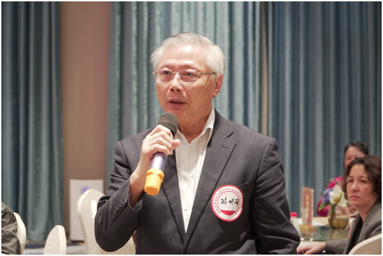 日本海南總商會會長、?？诶踔畼淙毡玖侠聿蛷d董事長符明潮。符敦孝攝